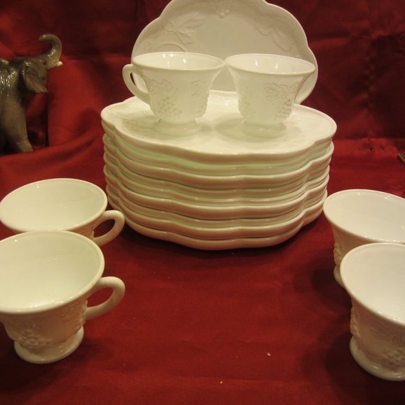 VTG 60'S LUNCHEON SET, CUP & PLATE, MILK GLASS, $20 EA SET - Picture 8 of 8